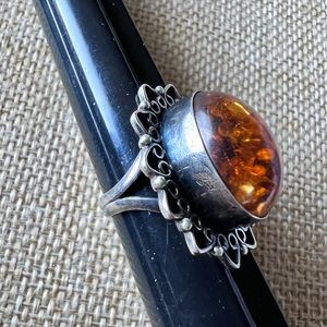 Amber .925 Sterling size 7” Ring Vintage  Large Amber Full of Inclusion.